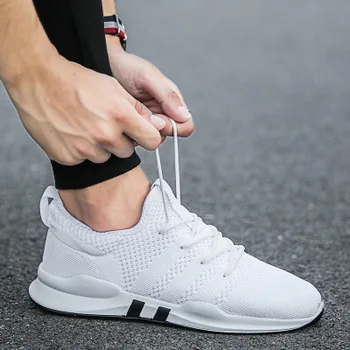 Sommeren nye sports-og fritids-sko til løb vævet åndbar mesh herre sko casual mænd sneakers