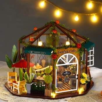 Garden Cafe DIY Dukkehus Blomster Sylvanian Familie Hus LED-Lys Hjem Dekoration Julegaver til Pige Børn Legetøj Gratis