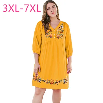 Nye sommer plus size mini kjole for kvinder løs biskop ærmer gule blomster broderi lige V-hals kjole 4XL 5XL 6XL 7XL
