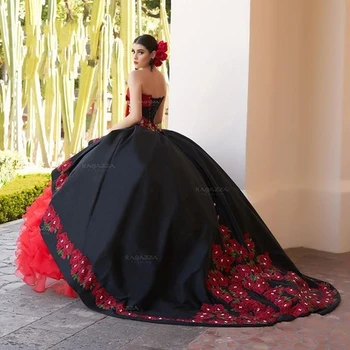 Sort balkjole Quinceanera Kjoler 2020 Off Skulder Flæser Sweet 16 Dresses vestidos de 15 kvinder år vestidos de quinceaneras